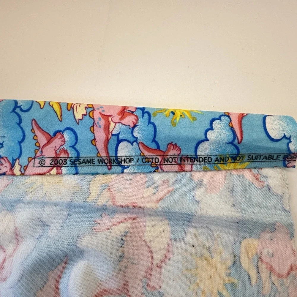 Vintage Y2K Dragon Tales Cassie Flannel Fabric 10x45 Quilting Sewing Craft USA